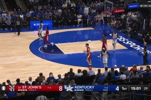 模板阿德巴约/罗威！运动型前锋奎因坦斯大学集锦！